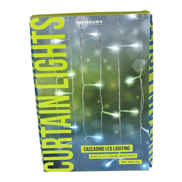 Merkury Innovations Other - Cascading 96 LED Curtain Lights - White and Green 3.5 × 5 feet